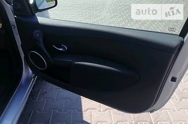 Хетчбек Renault Clio 2006 в 