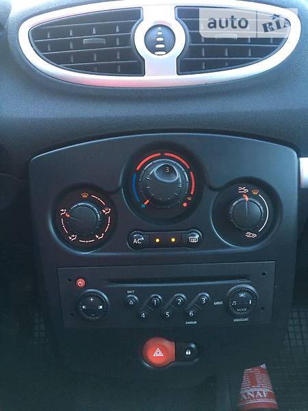 Хетчбек Renault Clio 2009 в Івано-Франківську