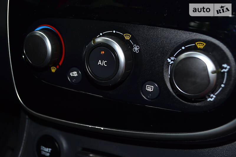 Хетчбек Renault Clio 2017 в Рівному фото 32 Хетчбек Renault Clio 2017 в Рівному