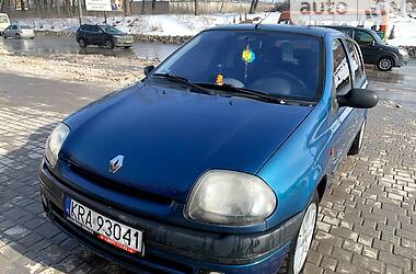 Хэтчбек Renault Clio 2000 в Тернополе