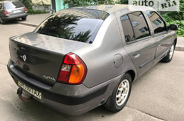 Седан Renault Clio 2003 в 