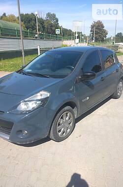 Седан Renault Clio 2012 в Галичі