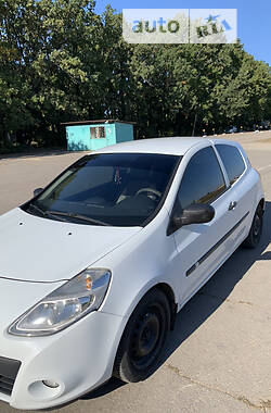 Хэтчбек Renault Clio 2010 в Умани