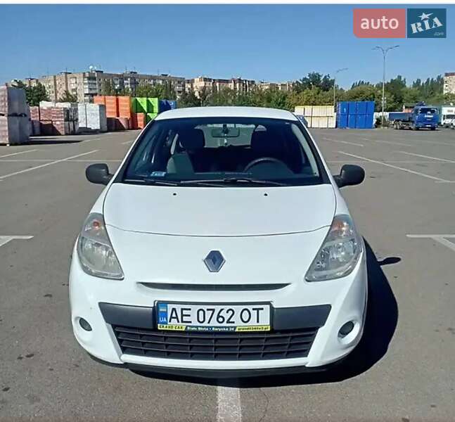 Хэтчбек Renault Clio 2010 в Кривом Роге