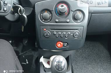 Хэтчбек Renault Clio 2008 в Вижнице