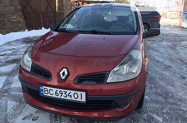 Хэтчбек Renault Clio 2006 в Бориславе