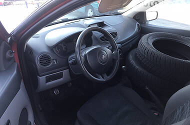 Хэтчбек Renault Clio 2006 в Бориславе