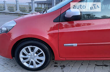 Универсал Renault Clio 2010 в Ивано-Франковске