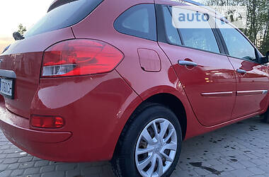 Универсал Renault Clio 2010 в Ивано-Франковске