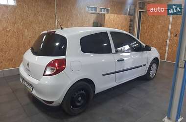 Хэтчбек Renault Clio 2010 в Кривом Роге