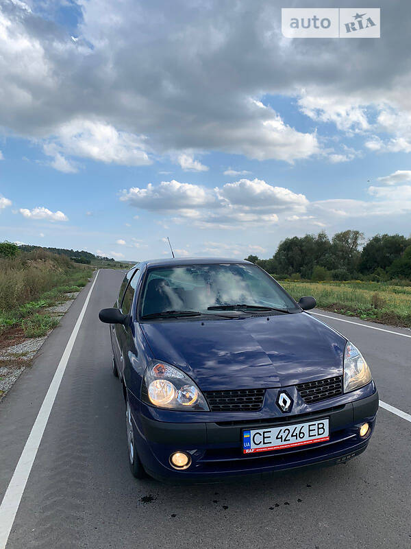 Хэтчбек Renault Clio 2002 в Черновцах
