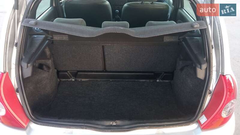 Хэтчбек Renault Clio 2007 в Киеве