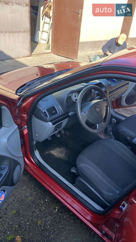 Седан Renault Clio 2007 в Николаеве