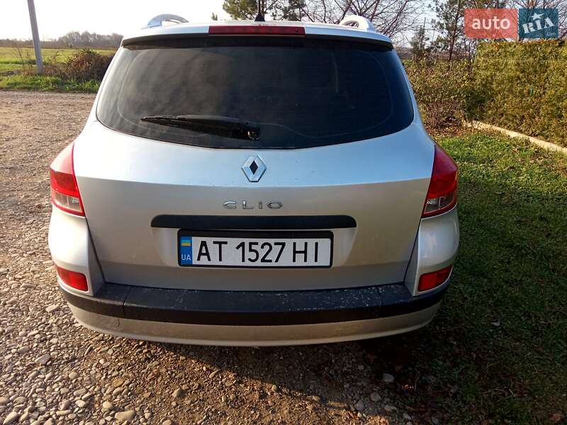 Универсал Renault Clio 2011 в Снятине