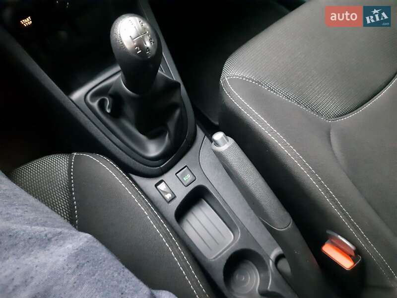 Универсал Renault Clio 2016 в Згуровке