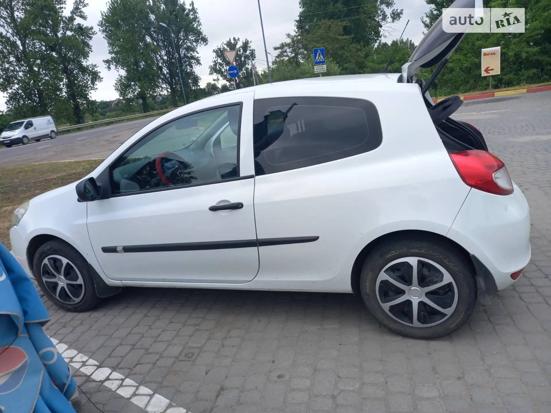 2011 Renault Clio - фото 1