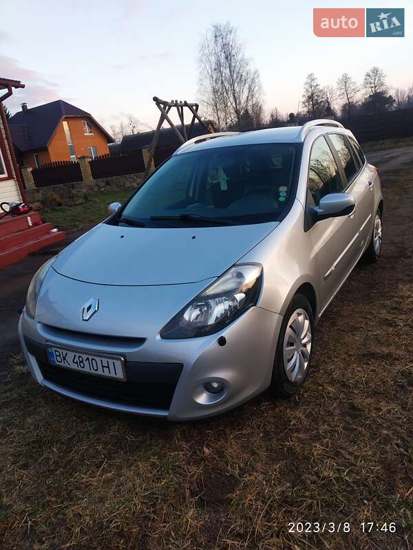 Универсал Renault Clio 2012 в Рокитном