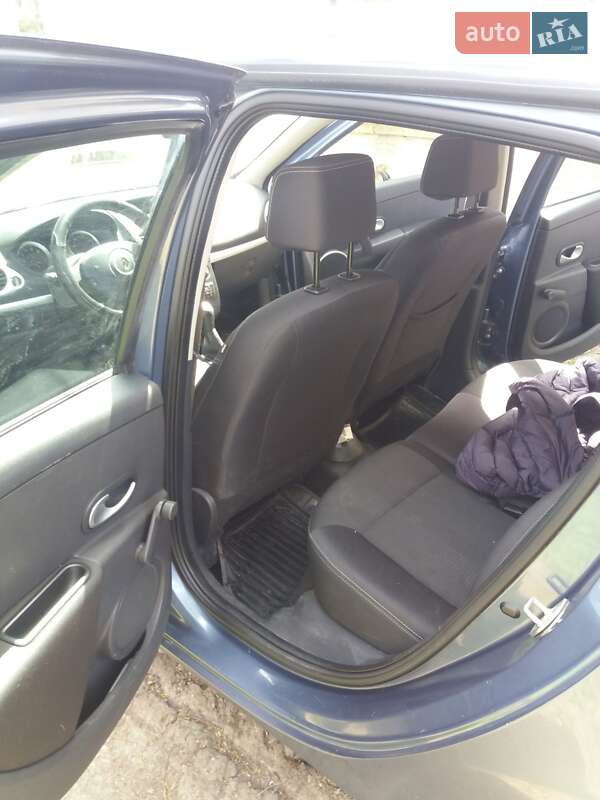Універсал Renault Clio 2010 в Хмільнику