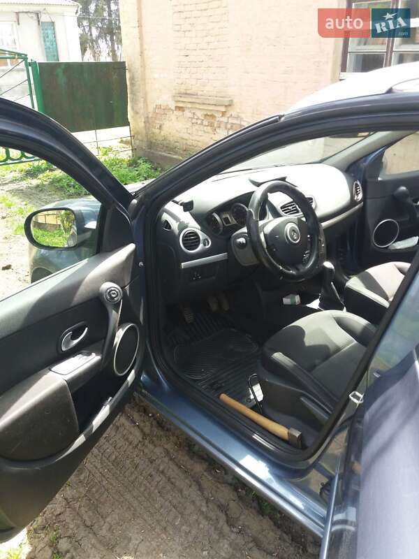 Універсал Renault Clio 2010 в Хмільнику