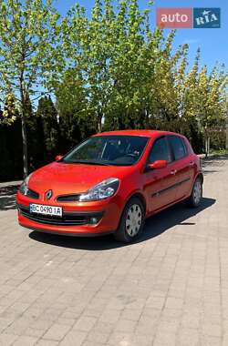 Хэтчбек Renault Clio 2009 в Львове