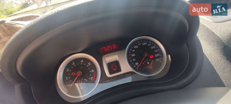 Универсал Renault Clio 2008 в Полтаве