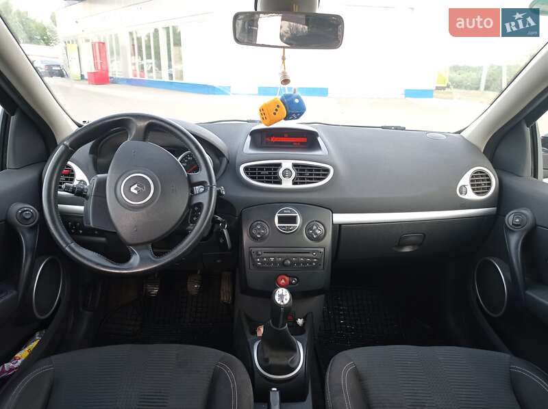 Хетчбек Renault Clio 2010 в Турійську