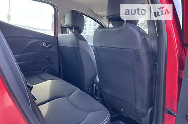 Хэтчбек Renault Clio 2013 в 