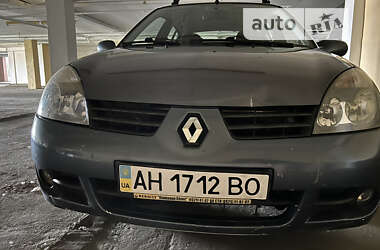 Седан Renault Clio 2006 в Киеве