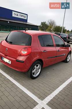 Хэтчбек Renault Clio 2008 в Дрогобыче