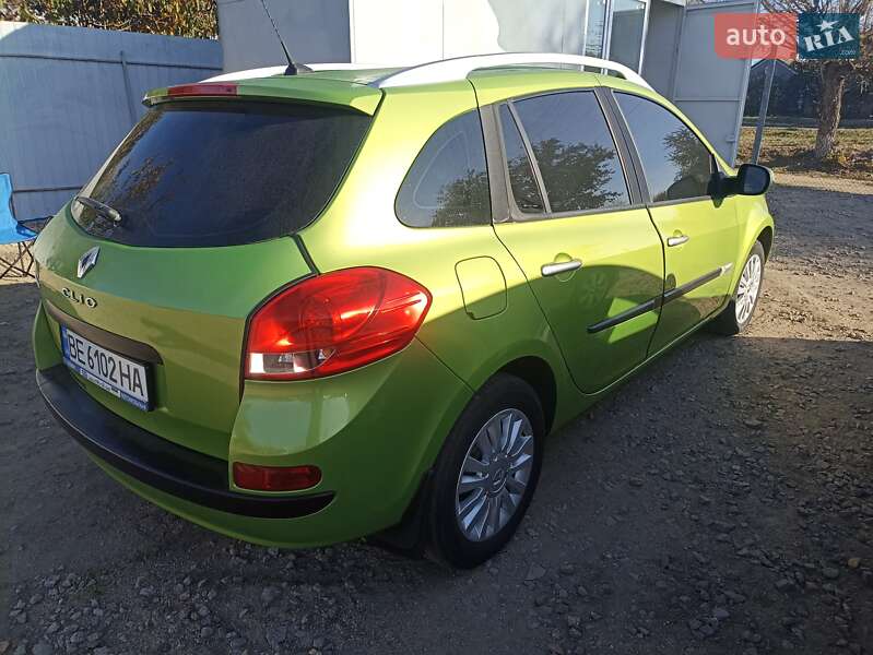 Хэтчбек Renault Clio 2009 в Новой Одессе
