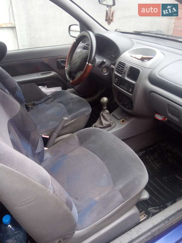 Хэтчбек Renault Clio 1999 в Одессе