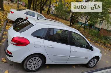 Универсал Renault Clio 2012 в Хмельницком