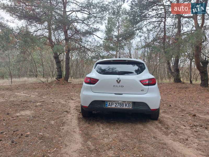 Хэтчбек Renault Clio 2014 в Врадиевке