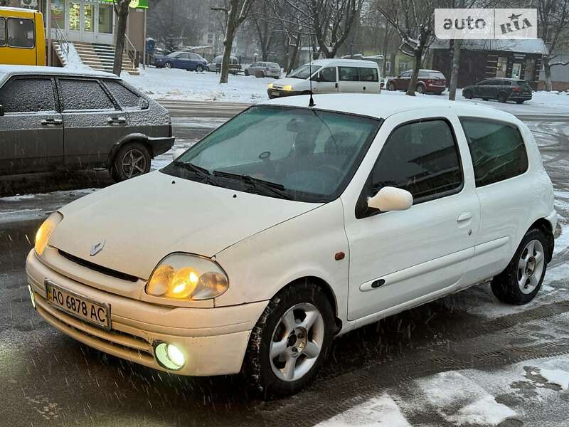 Хетчбек Renault Clio 1999 в Івано-Франківську