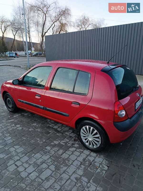 Хетчбек Renault Clio 2002 в Львові