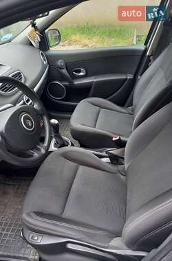 Универсал Renault Clio 2011 в 