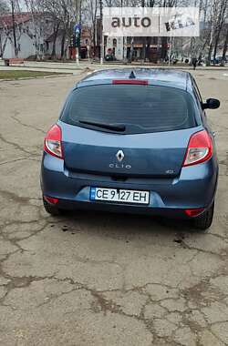 Хэтчбек Renault Clio 2011 в Глыбокой
