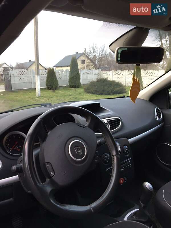 Універсал Renault Clio 2009 в Жовкві