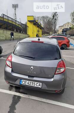 Хэтчбек Renault Clio 2012 в Черновцах