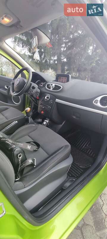 Универсал Renault Clio 2009 в Дубно