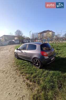 Хэтчбек Renault Clio 2007 в Коломые