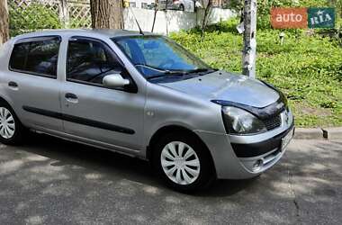 Седан Renault Clio 2005 в Киеве