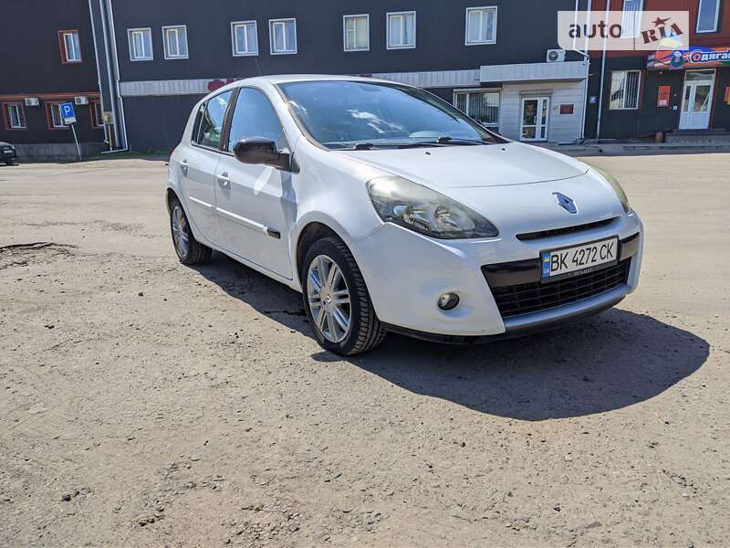 Хетчбек Renault Clio 2010 в Рівному фото 6 Хетчбек Renault Clio 2010 в Рівному