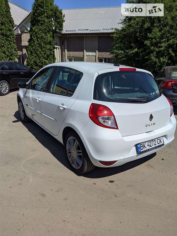 Хетчбек Renault Clio 2010 в Рівному фото 15 Хетчбек Renault Clio 2010 в Рівному