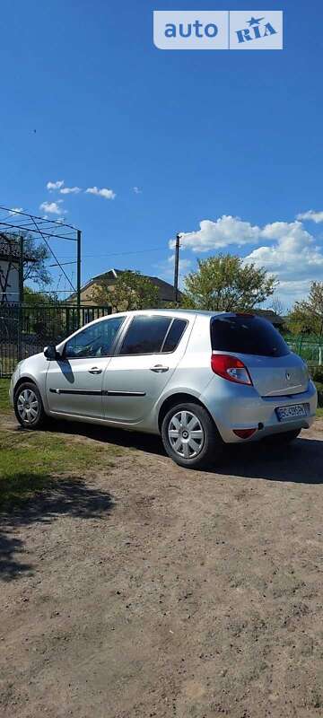 Хетчбек Renault Clio 2010 в Львові