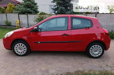 Хэтчбек Renault Clio 2012 в Львове