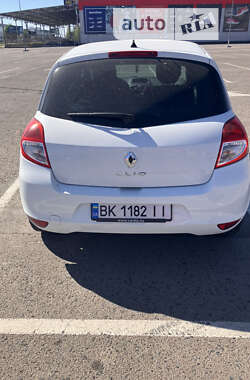 Хэтчбек Renault Clio 2012 в Ровно