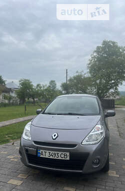 Хэтчбек Renault Clio 2011 в Ивано-Франковске