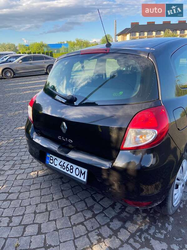 Хэтчбек Renault Clio 2010 в Львове фото 17 Хэтчбек Renault Clio 2010 в Львове