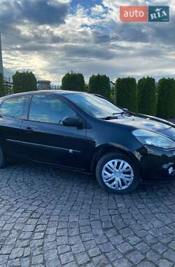 Хетчбек Renault Clio 2010 в Львові